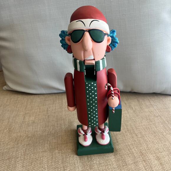 Vintage Hallmark Shoebox Collectible Maxine J. Wagner Nutcracker Figurine 1997 - Picture 1 of 5